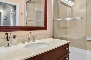 10012 NW 7th St, Miami, FL 33172 - Photo 26