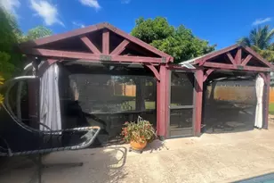 861 SW 55th Way, Margate, FL 33068 - Photo 18