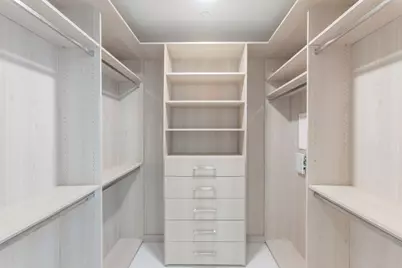 851 NE 1st Avenue #2005, Miami, FL 33132 - Photo 14