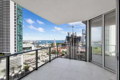 851 NE 1st Avenue #2005, Miami, FL 33132 - Photo 18