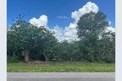 630 N Hacienda, Clewiston, FL 33440 - Photo 2