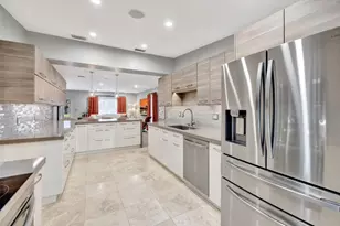 201 NE 28th Ct, Wilton Manors, FL 33334 - Photo 16