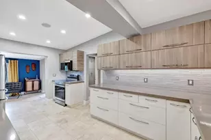 201 NE 28th Ct, Wilton Manors, FL 33334 - Photo 12