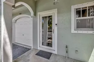 808 SW 4th Ave, Fort Lauderdale, FL 33315 - Photo 2