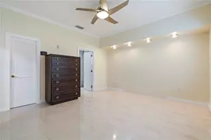 8235 NW 164th St, Hialeah, FL 33016 - Photo 12