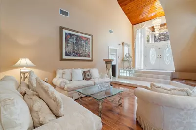 8235 NW 164th Street, Hialeah, FL 33016 - Photo 24