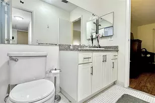 5103 NW 35th St, Lauderdale Lakes, FL 33319 - Photo 16