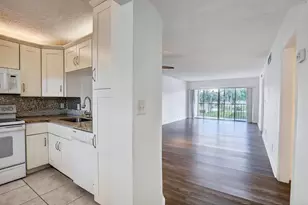 3905 N Nob Hill Rd, Sunrise, FL 33351 - Photo 6