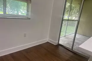 16360 Malibu Dr, Weston, FL 33326 - Photo 8