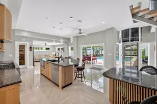 2024 Harbourview Dr, Fort Lauderdale, FL 33316 - Photo 4