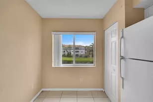 9645 NW 1st Ct, Pembroke Pines, FL 33024 - Photo 14
