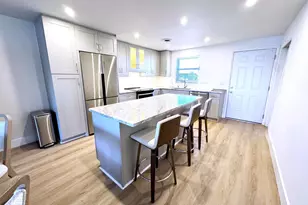 2330 NE 36th St, Lighthouse Point, FL 33064 - Photo 6