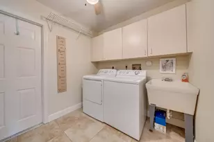 12422 Classic Dr, Coral Springs, FL 33071 - Photo 32