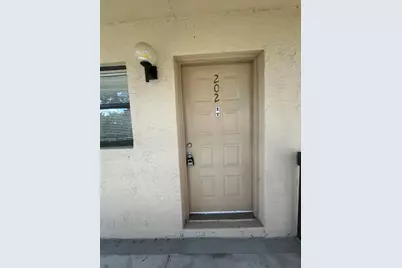 6796 Palmetto Circle #202, Boca Raton, FL 33433 - Photo 4