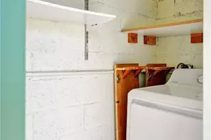 220 NE 165th St, Miami, FL 33162 - Photo 30