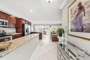 1000 SE 4th St, Fort Lauderdale, FL 33301 - Photo 8