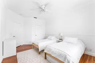 2527 Montclaire Cir, Weston, FL 33327 - Photo 26