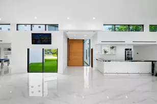 19 Gatehouse Rd, Sea Ranch Lakes, FL 33308 - Photo 12