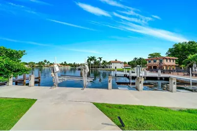 19 Gatehouse Road, Sea Ranch Lakes, FL 33308 - Photo 46
