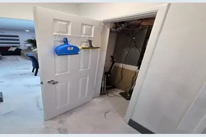 2909 Middle River Drive #103, Fort Lauderdale, FL 33306 - Photo 38