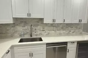 2191 NE 68th St, Fort Lauderdale, FL 33308 - Photo 8