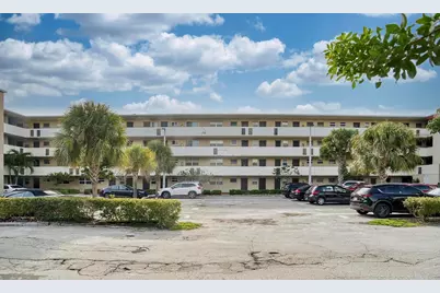 1690 NE 191st Street #405-1, Miami, FL 33179 - Photo 2