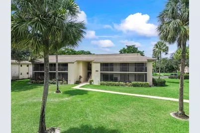 195 Deer Creek Boulevard #807, Deerfield Beach, FL 33442 - Photo 2