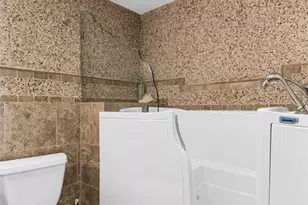 417 Richmond C, Deerfield Beach, FL 33442 - Photo 20