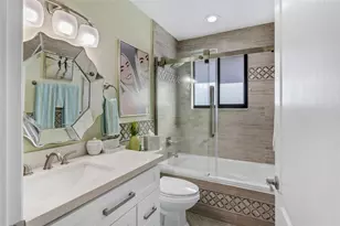 2541 NE 48th St, Pompano Beach, FL 33064 - Photo 22