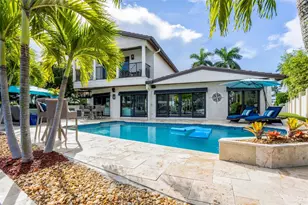 2541 NE 48th St, Lighthouse Point, FL 33064 - Photo 24