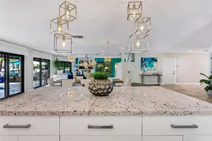 2541 NE 48th St, Pompano Beach, FL 33064 - Photo 8