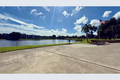 9340 Lagoon Place #403, Davie, FL 33324 - Photo 46