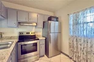 9340 Lagoon Pl, Davie, FL 33324 - Photo 8