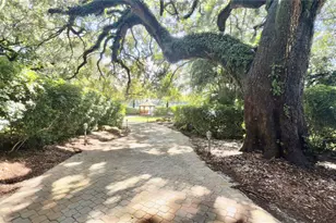 9340 Lagoon Pl, Davie, FL 33324 - Photo 48