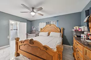 667 W Melrose Cir, Fort Lauderdale, FL 33312 - Photo 20