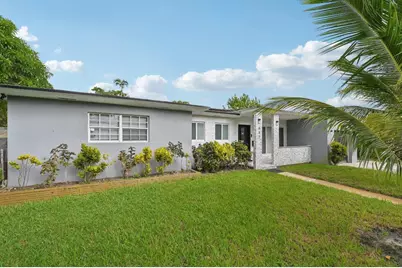 667 W Melrose Circle, Fort Lauderdale, FL 33312 - Photo 1