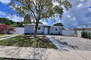 266 NE 42nd St, Deerfield Beach, FL 33064 - Photo 4