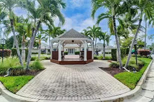 140 Cypress Club Dr, Pompano Beach, FL 33060 - Photo 40