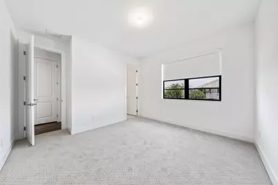 2652 NW 87th Terrace, Hollywood, FL 33024 - Photo 18