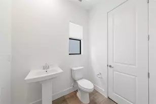 2652 NW 87th Ter, Hollywood, FL 33024 - Photo 12