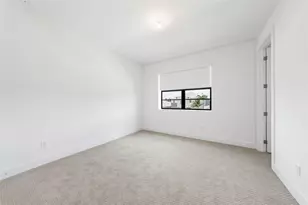 2652 NW 87th Ter, Hollywood, FL 33024 - Photo 16