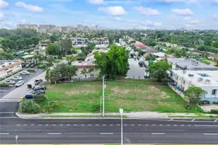 2716 NE 14th Street Causeway, Pompano Beach, FL 33062 - Photo 1