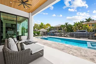 2420 NE 48th St, Pompano Beach, FL 33064 - Photo 42