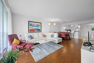 2901 S Palm Aire Dr, Pompano Beach, FL 33069 - Photo 2