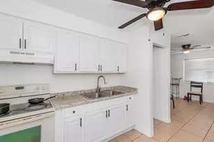 404 NE 4th St, Pompano Beach, FL 33060 - Photo 20