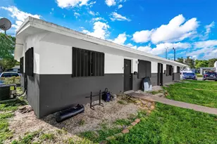 404 NE 4th St, Pompano Beach, FL 33060 - Photo 18