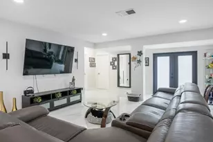 2051 NW 93rd Ln, Sunrise, FL 33322 - Photo 4