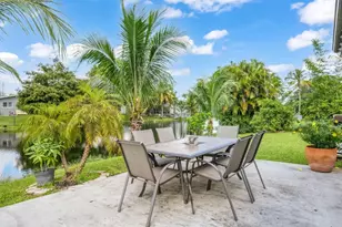 2051 NW 93rd Ln, Sunrise, FL 33322 - Photo 42
