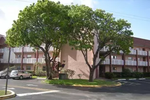 9481 Sunrise Lakes Blvd, Sunrise, FL 33322 - Photo 16