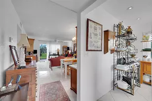 9481 Sunrise Lakes Blvd, Sunrise, FL 33322 - Photo 2